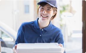 教室配送スタッフ